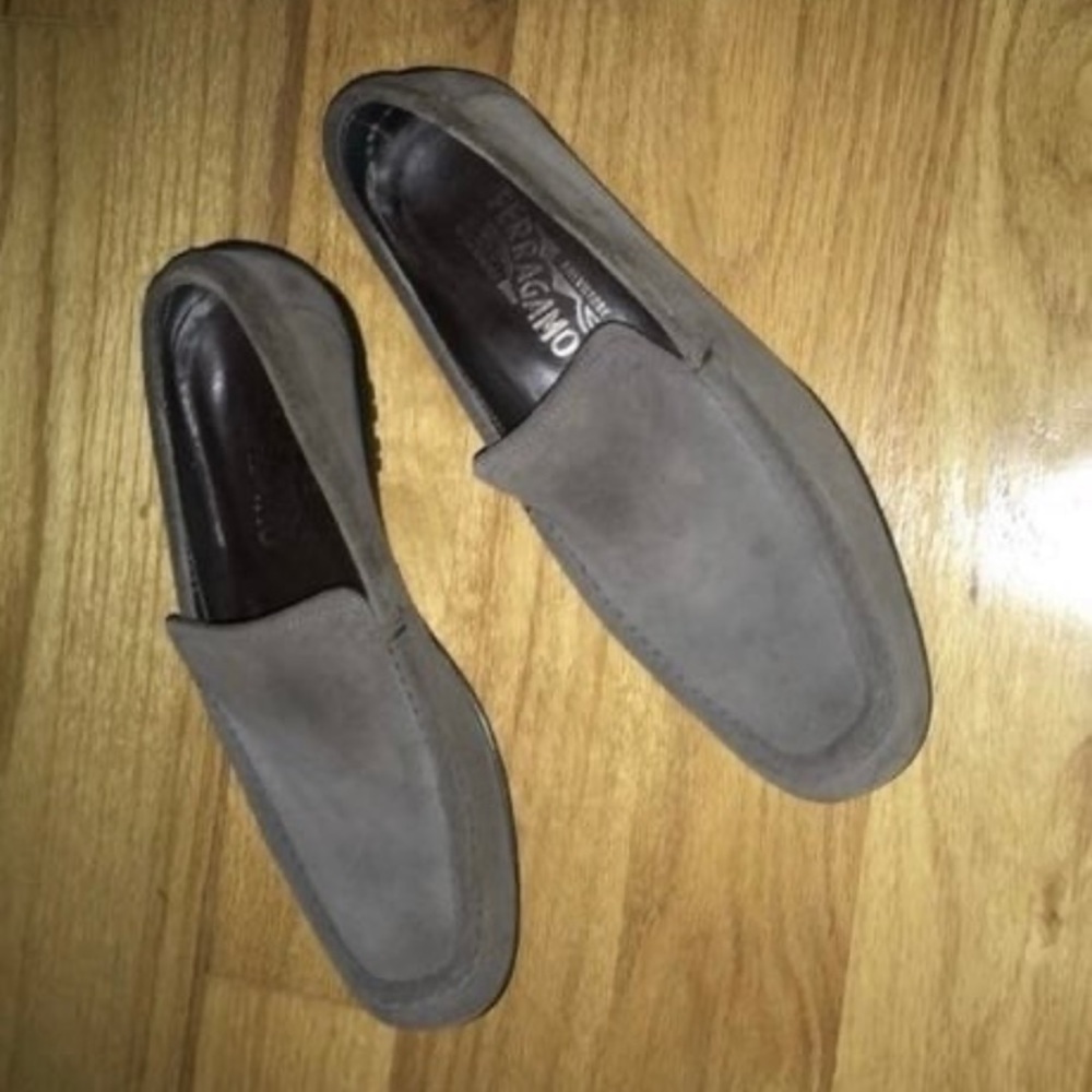 Ferragamo grey suede shoes loafers mens sz 8